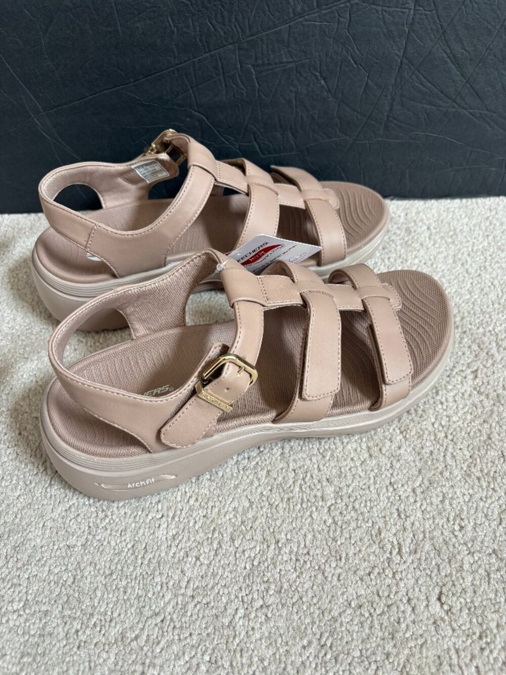 Skechers Arch Fit Women's Sandals Beige  140884 Size 9 NWT